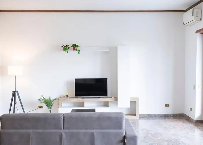 10 min Vaticano Big home Balduina con piscina